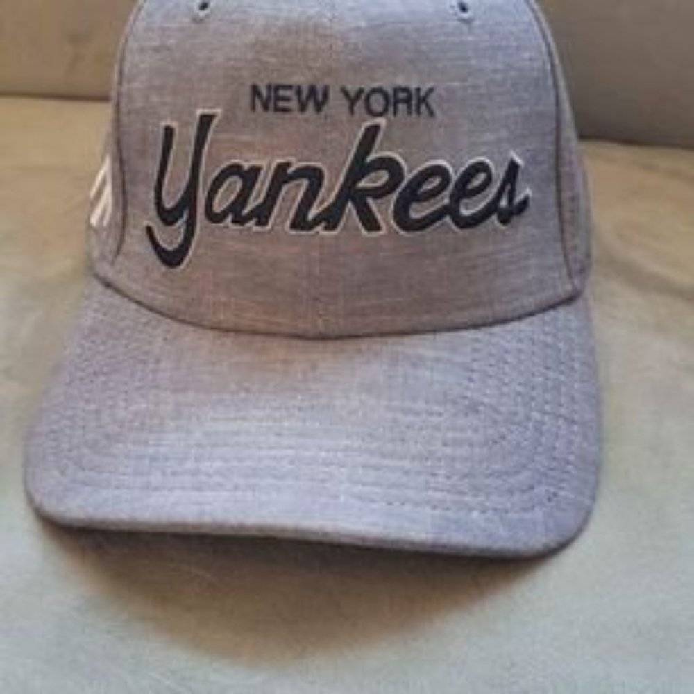 NY Yankees Hat Adjustable one size Nike